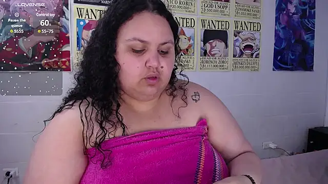 Snapshot of luisianacoxx chatting on 02.15.25 luisianacoxx online show from 02.15.25