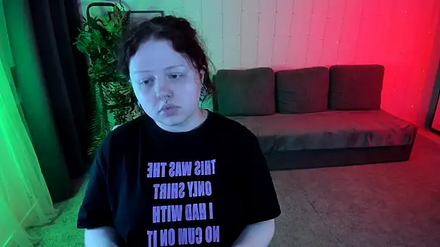 Snapshot of bitchofsun_ chatting on 01.27.25 bitchofsun online show from 01.27.25