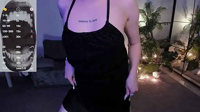 cyber whore  online show from 04.21.26