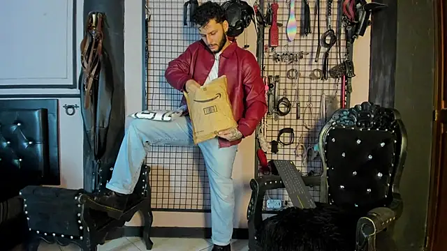 Twisted Fantasy online show from 03.17.26