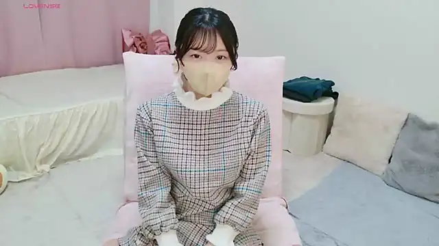 anchan  online show from 03.18.26