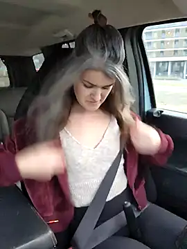 Lilmissvyx online show from 01.27.25