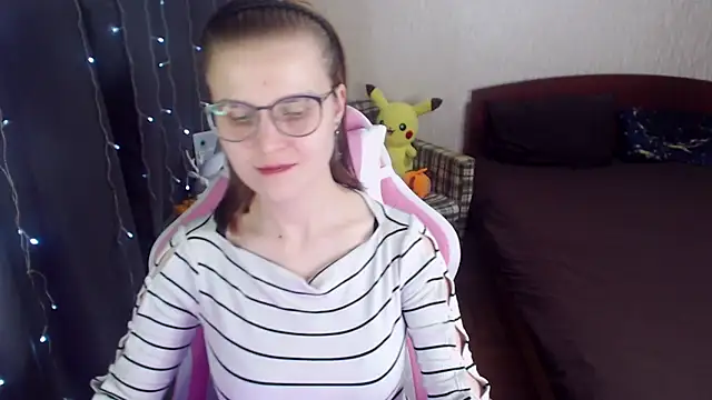 MissBrightShine online show from 02.06.25