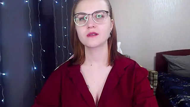 MissBrightShine online show from 02.16.25