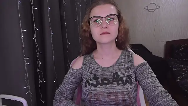 MissBrightShine online show from 03.12.25