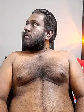 Rayansmith  online show from 03.20.25