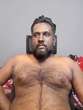 Rayansmith  online show from 09.21.25