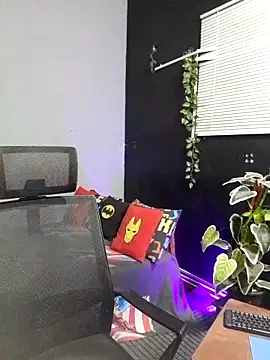 Rayansmith  online show from 10.10.25