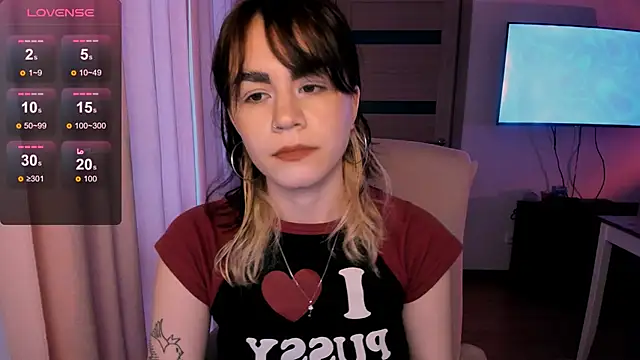 Snapshot of _selectrra chatting on 01.12.25 selectrra online show from 01.12.25