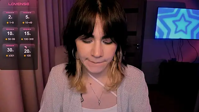 Snapshot of _selectrra chatting on 01.13.25 selectrra online show from 01.13.25