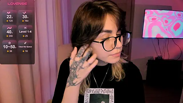 Snapshot of _selectrra chatting on 01.14.25 selectrra online show from 01.14.25