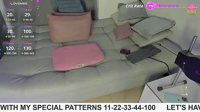 Snapshot of rouse_lili chatting on 09.26.25 rouse lili online show from 09.26.25