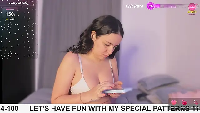 Snapshot of rouse_lili chatting on 10.23.25 rouse lili online show from 10.23.25
