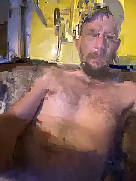 Snapshot of 420rickie420 chatting on 12.28.24 420rickie420 online show from 12.28.24