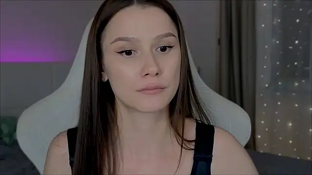 Madi soon online show from 10.07.25