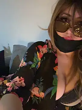 Rasha99 online show from 02.28.25