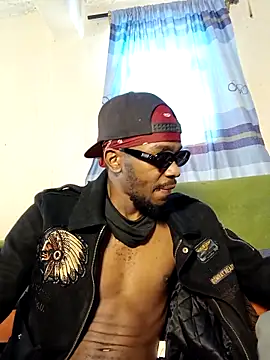 Snapshot of BIGDICKMULLAH chatting on 04.27.26 BIGDICKMULLAH online show from 04.27.26