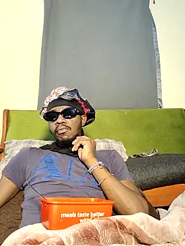 Snapshot of BIGDICKMULLAH chatting on 04.30.26 BIGDICKMULLAH online show from 04.30.26