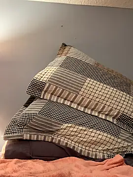 Dylanyes online show from 09.18.25