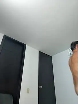 Snapshot of Tony_santos chatting on 07.21.26 Tony santos online show from 07.21.26