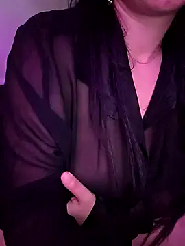 Snapshot of Zeina2024 chatting on 03.29.26 Zeina2024 online show from 03.29.26