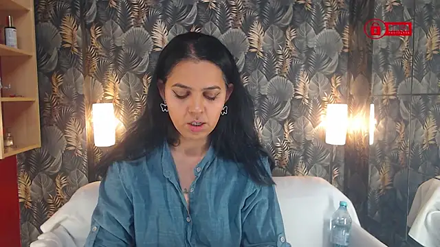 Snapshot of jessthewicked chatting on 12.13.24 jessthewicked online show from 12.13.24