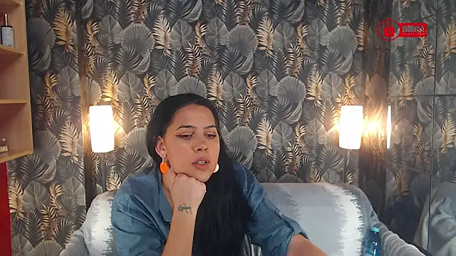 Snapshot of jessthewicked chatting on 12.22.24 jessthewicked online show from 12.22.24