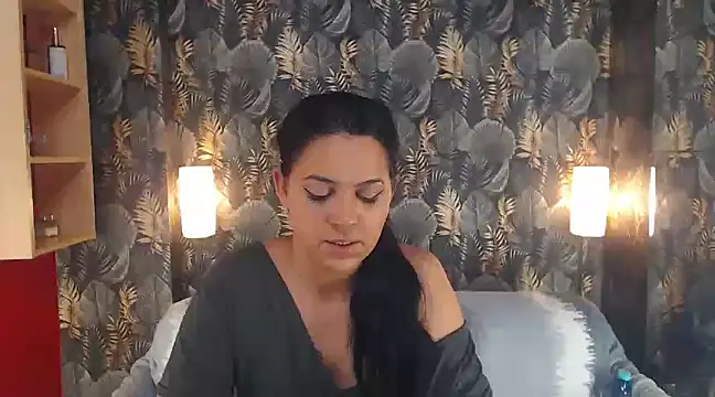 Snapshot of jessthewicked chatting on 12.23.24 jessthewicked online show from 12.23.24