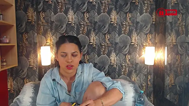 Snapshot of jessthewicked chatting on 01.14.25 jessthewicked online show from 01.14.25