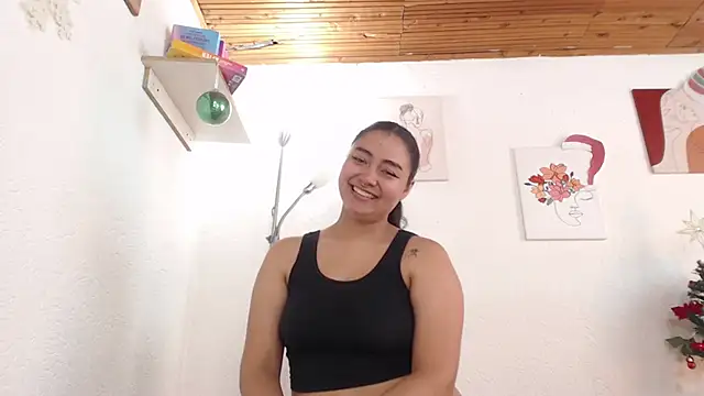  Kim  M online show from 12.20.24