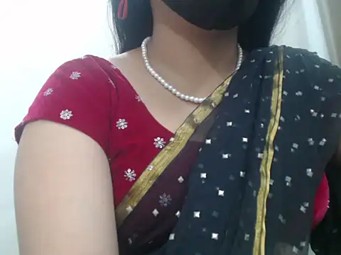 Lovely Siri 23 online show from 04.14.26