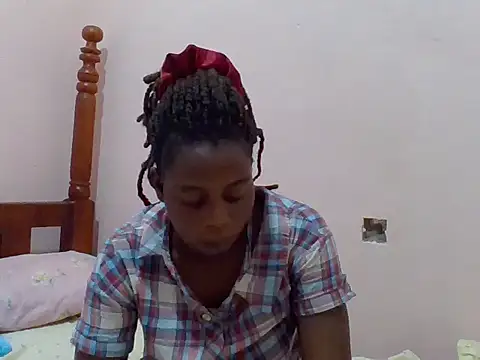 Snapshot of sweetbabra1 chatting on 05.16.26 sweetbabra1 online show from 05.16.26