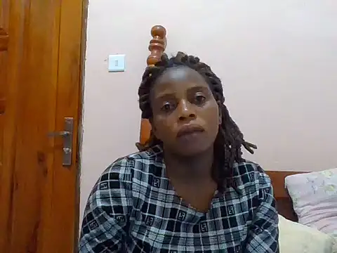 Snapshot of sweetbabra1 chatting on 06.10.26 sweetbabra1 online show from 06.10.26