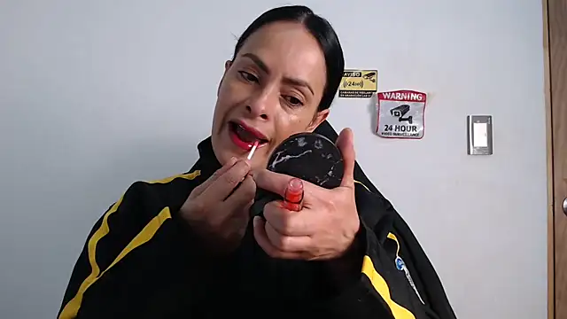 Snapshot of susana07 chatting on 05.12.26 susana07 online show from 05.12.26