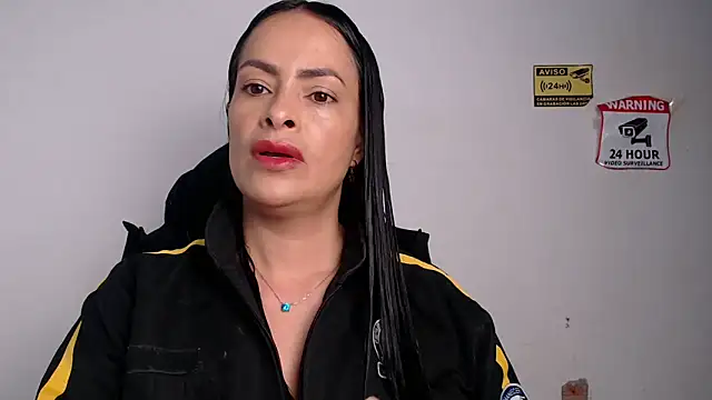 Snapshot of susana07 chatting on 05.23.26 susana07 online show from 05.23.26