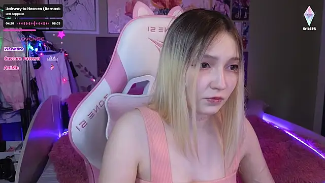 Evie Ro online show from 12.09.24