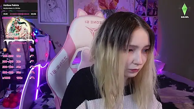 Evie Ro online show from 12.22.24