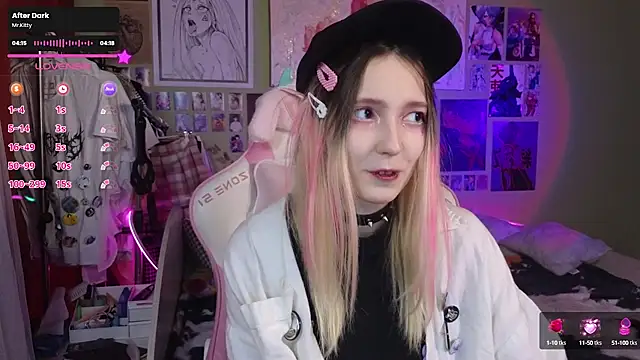 Evie Ro online show from 02.18.25