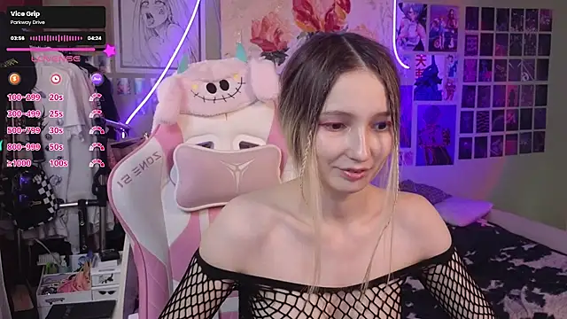 Evie Ro online show from 03.03.25