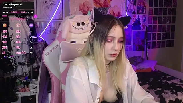 Evie Ro online show from 03.12.25