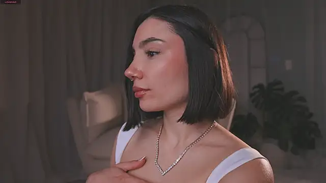 AmyArmstrong online show from 04.09.26