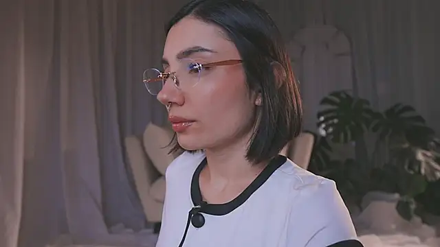 AmyArmstrong online show from 06.01.26