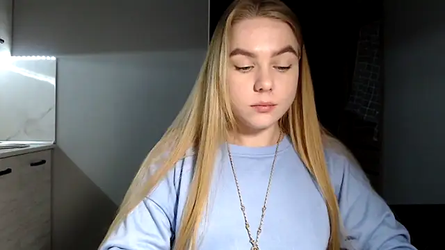 Snapshot of Sunbeam_ chatting on 03.12.25 Sunbeam online show from 03.12.25