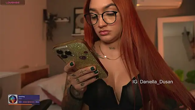 Snapshot of DaniDusan_ chatting on 01.03.25 DaniDusan  online show from 01.03.25