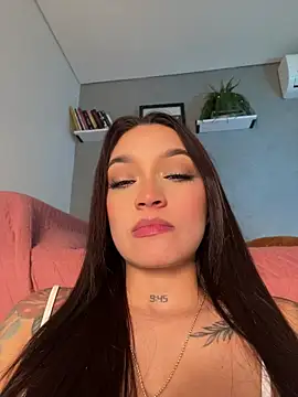 DaniDusan  online show from 04.19.26