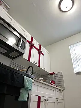 Ash satisfying orgasm online show from 01.10.25