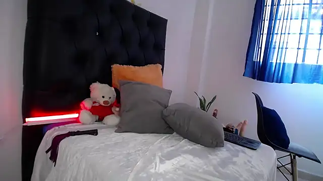 susan smith18 online show from 02.20.25