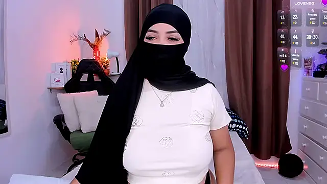 KeishaDanger  online show from 02.22.25