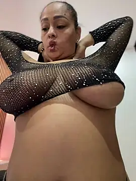 Snapshot of sofia_xxx02 chatting on 05.04.26 sofia xxx02 online show from 05.04.26