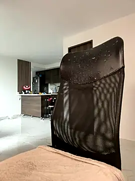 Snapshot of bigryann23 chatting on 11.19.25 bigryann23 online show from 11.19.25